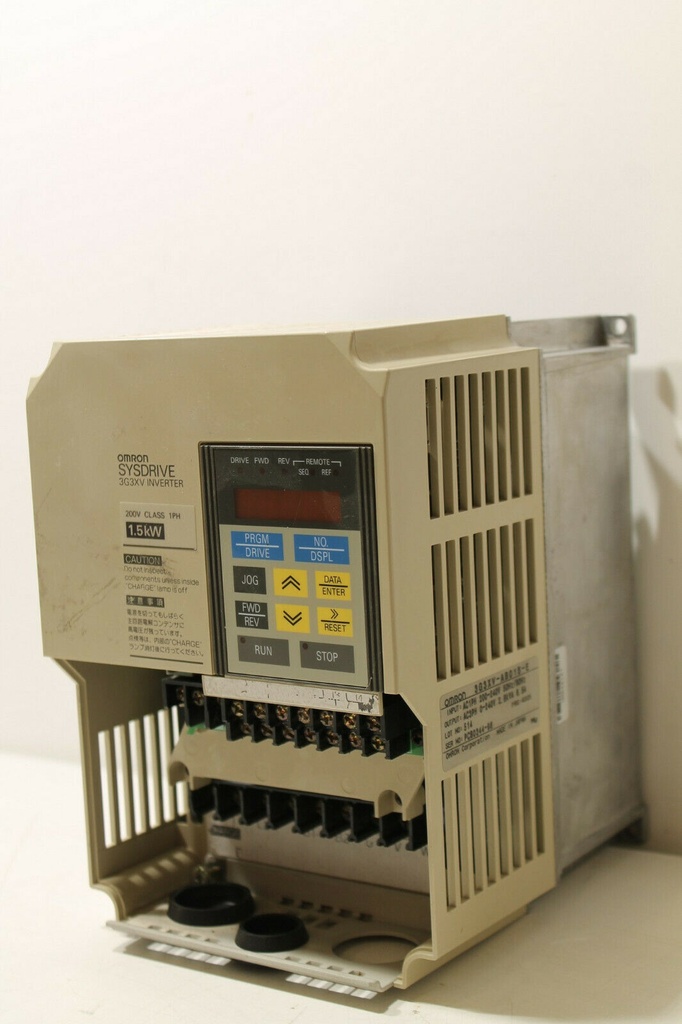 Omron 3G3XV-AB015-E Drive