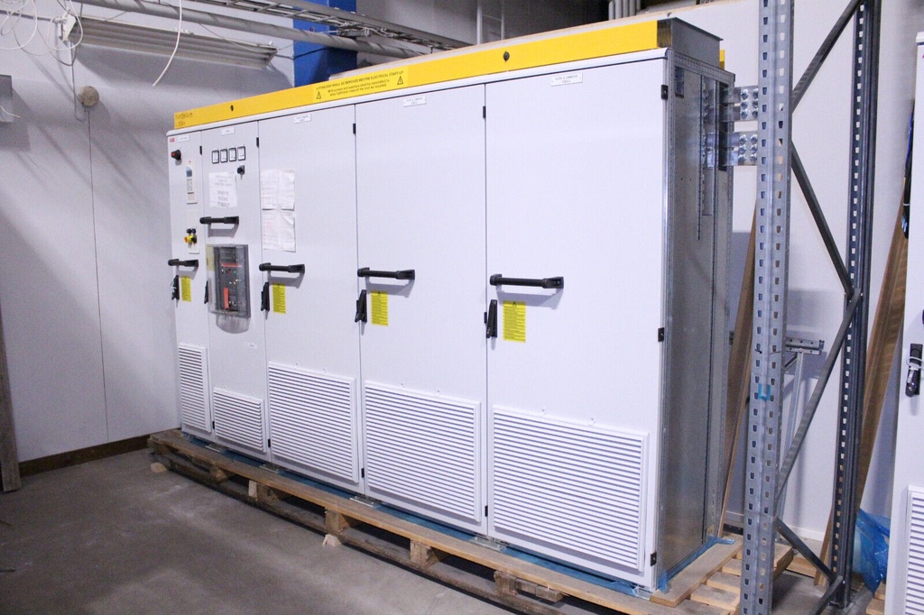 ABB ACS800-37-2780-7 Drive 2MW 2321A NEW
