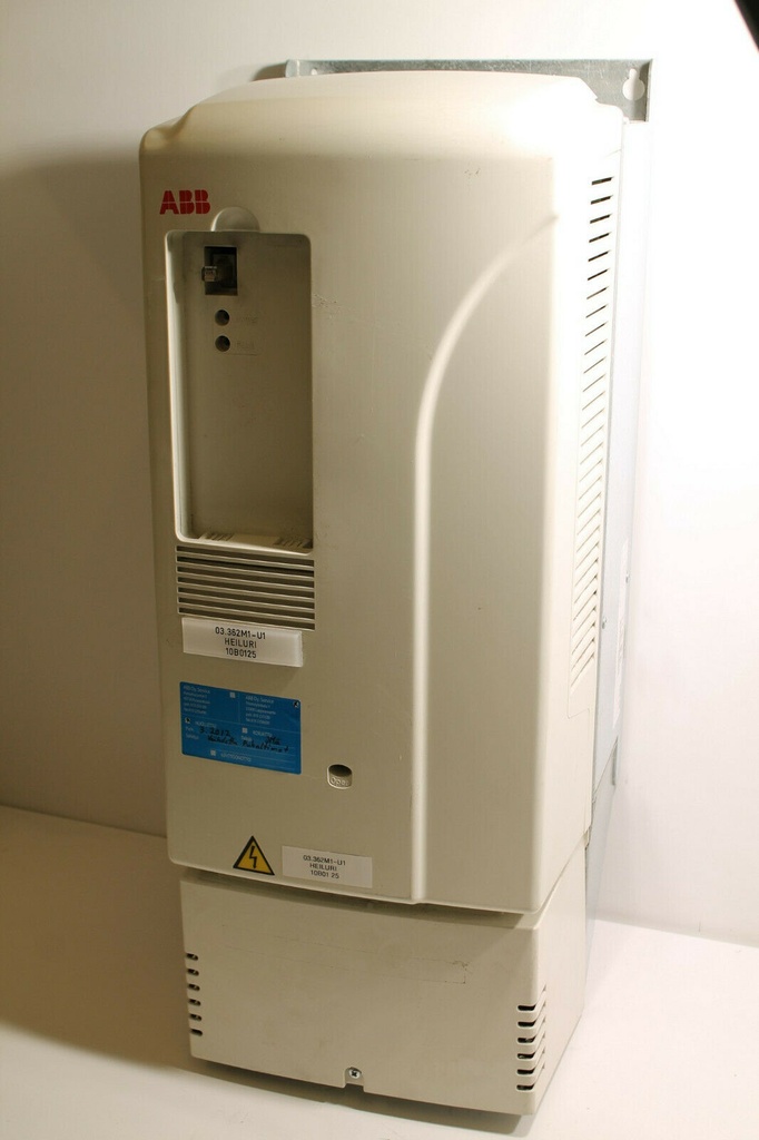 ABB ACS800-01-0025-3 +E200 Drive