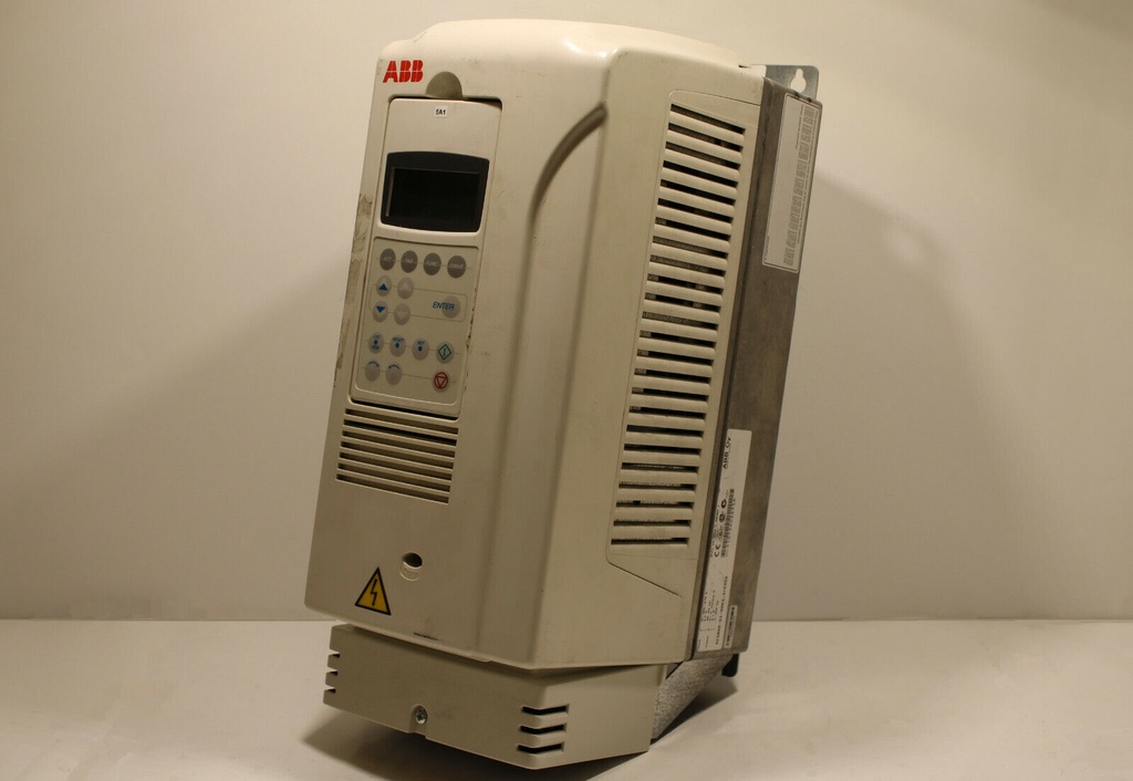 ABB ACS800-01-0003-3 +E200 Drive