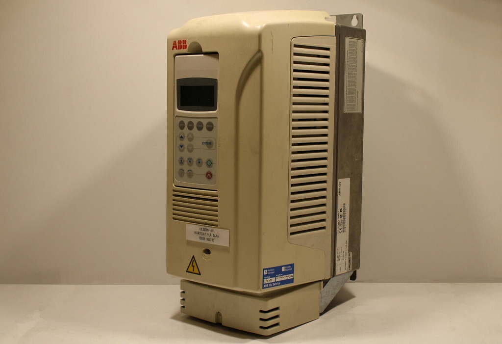 ABB ACS800-01-0005-3 +E200 Drive